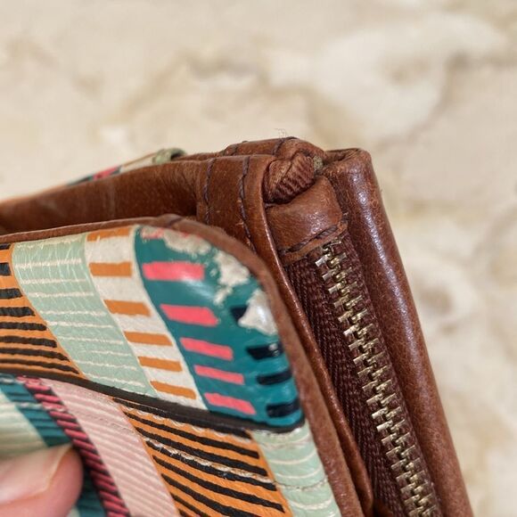 FOSSIL Leather & Cotton Multifunction ELLIS Tri-Fold Compact Wallet - Picture 13 of 16